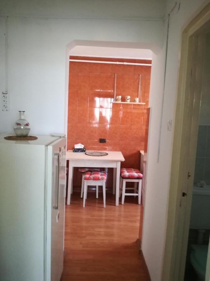 Sara Apartman Târgu-Mureş Exterior foto